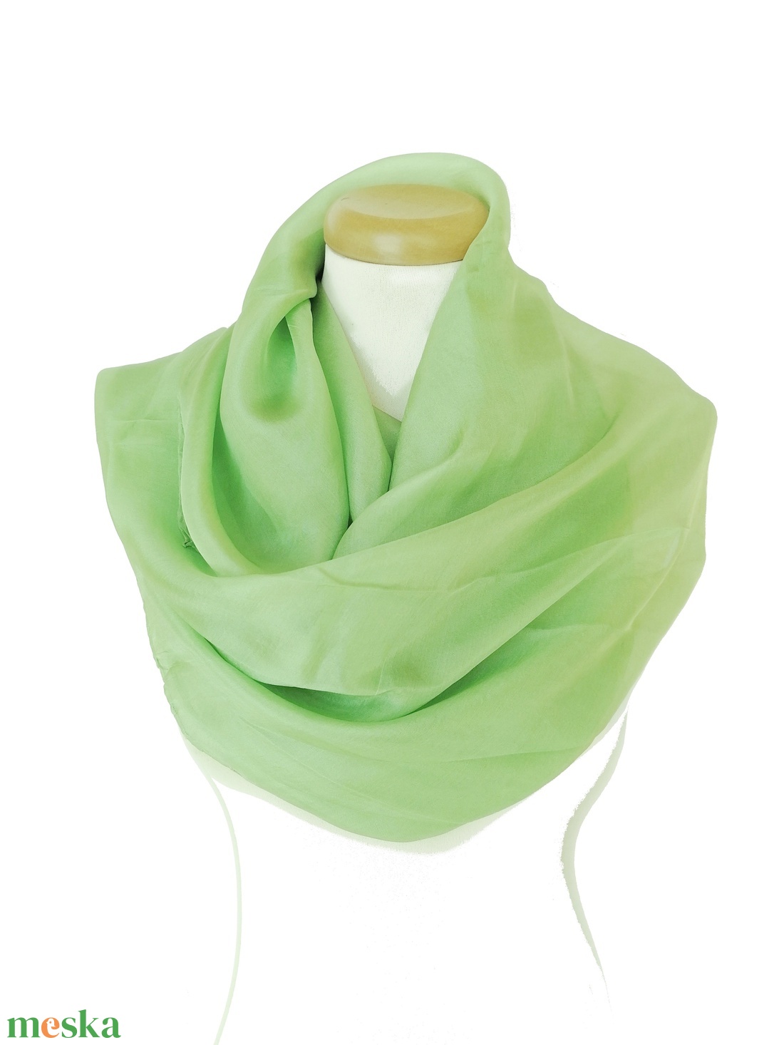 pasztell zöld selyemkendő 90x90 - ruha & divat - sál, sapka, kendő - kendő - Meska.hu