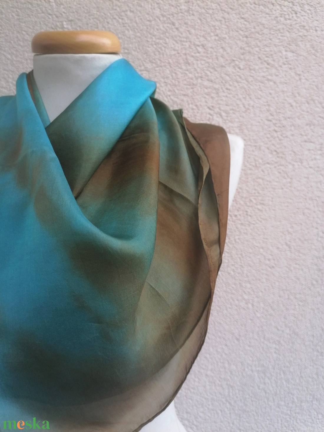 Montana selyemkendő 90x90cm - ruha & divat - sál, sapka, kendő - kendő - Meska.hu