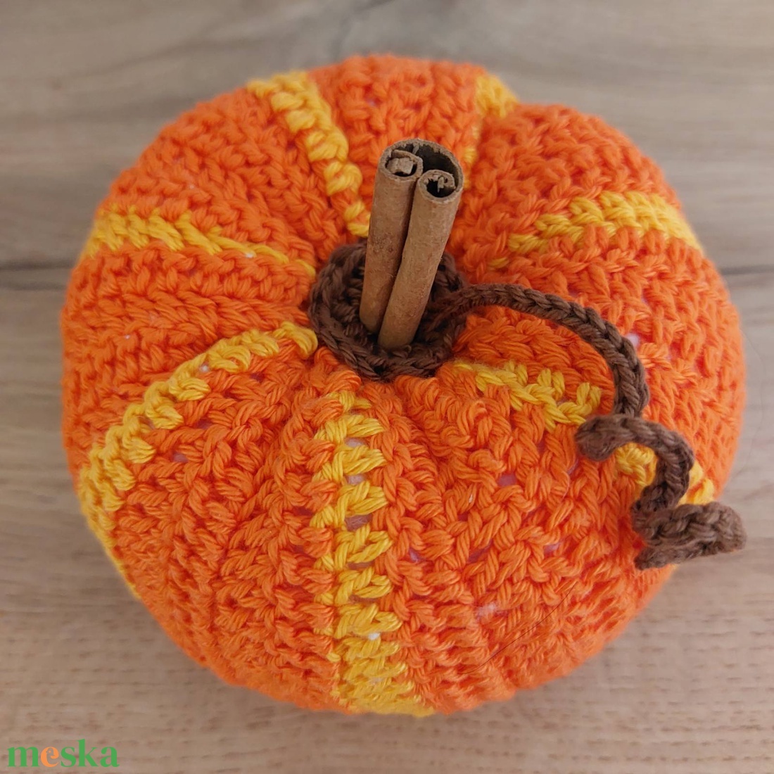 Horgolt tök /csíkos/ - halloweeni dekoráció - halloweeni dekoráció - Meska.hu