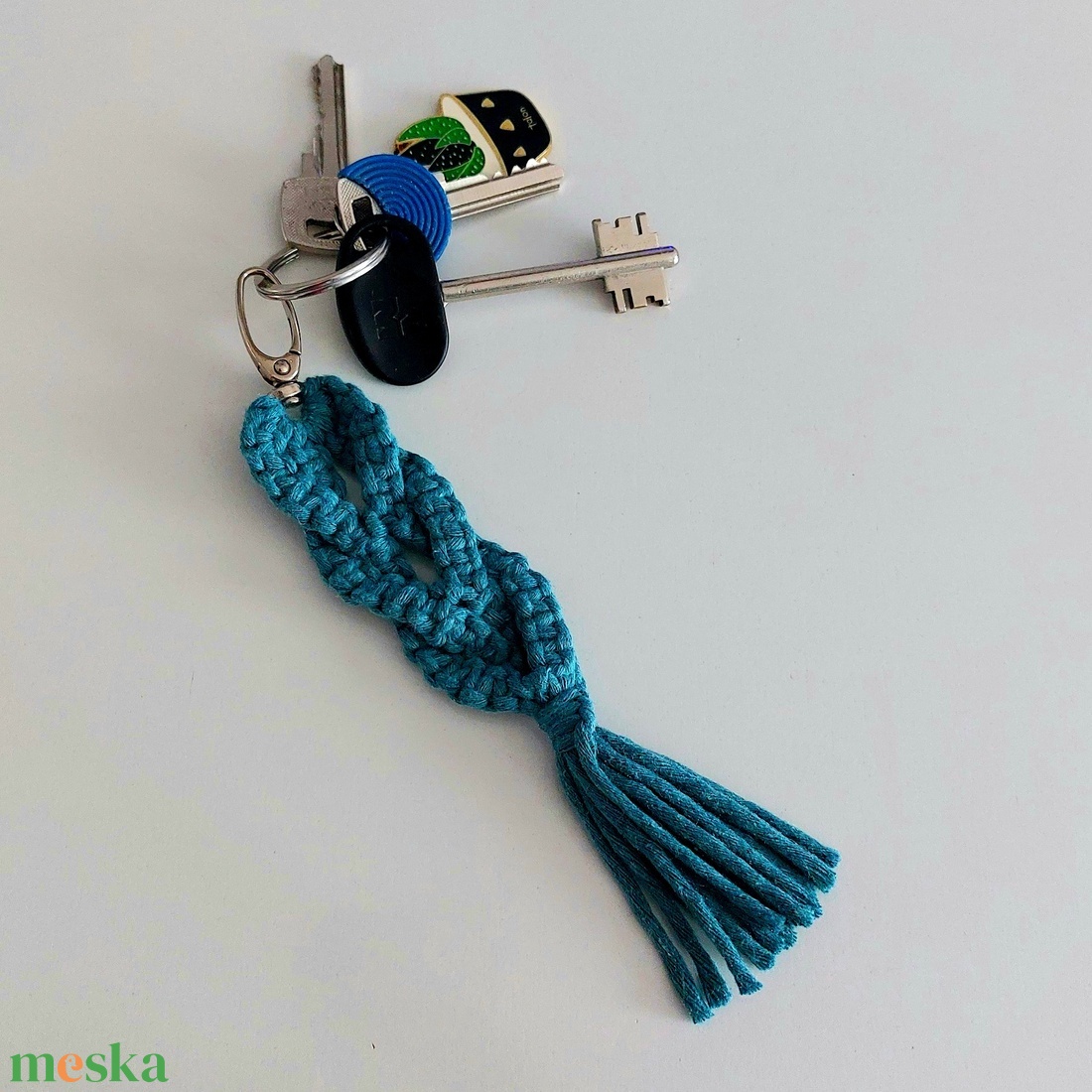 Makramé kulcstartó/táskadísz - Sellő - teal - táska & tok - kulcstartó & táskadísz - táskadísz - Meska.hu Makramé kulcstartó/táskadísz - Sellő - teal - táska & tok - kulcstartó & táskadísz - táskadísz - Meska.hu