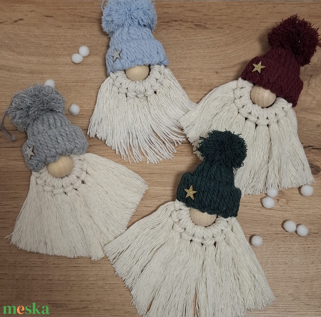 Makramé karácsonyi manó /szakállas/ - karácsony - karácsonyi lakásdekoráció - karácsonyi manók, figurák - Meska.hu