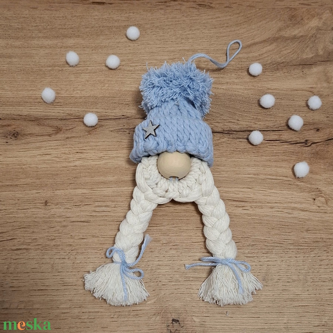 Makramé karácsonyi manó /copfos/ - karácsony - karácsonyi lakásdekoráció - karácsonyi manók, figurák - Meska.hu