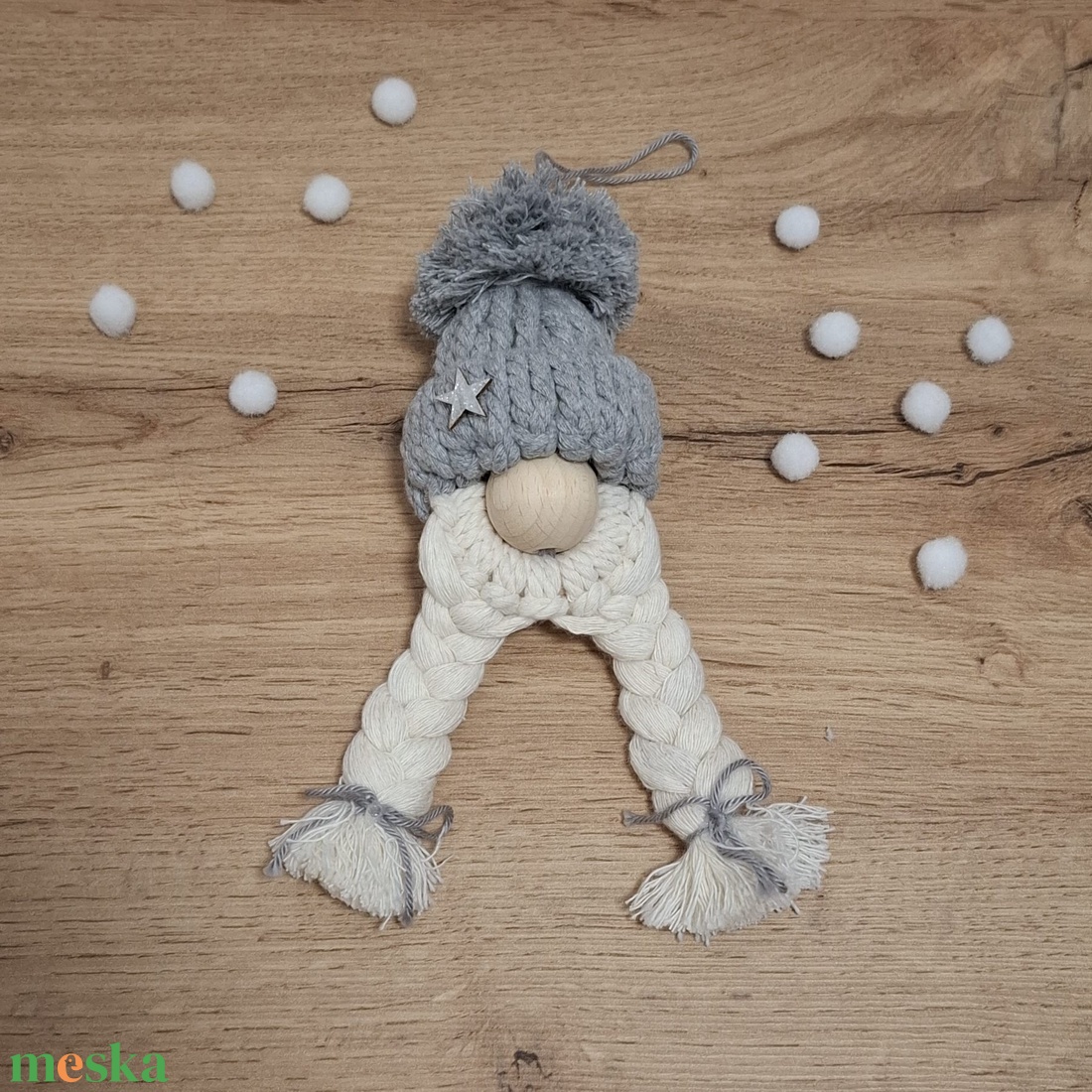 Makramé karácsonyi manó /copfos/ - karácsony - karácsonyi lakásdekoráció - karácsonyi manók, figurák - Meska.hu