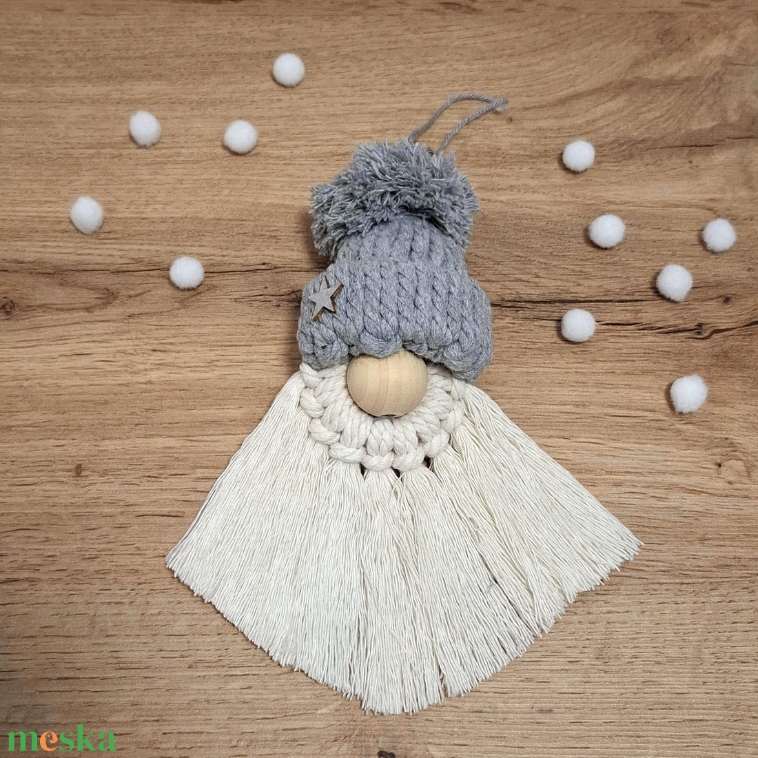Makramé karácsonyi manó /szakállas/ - karácsony - karácsonyi lakásdekoráció - karácsonyi manók, figurák - Meska.hu