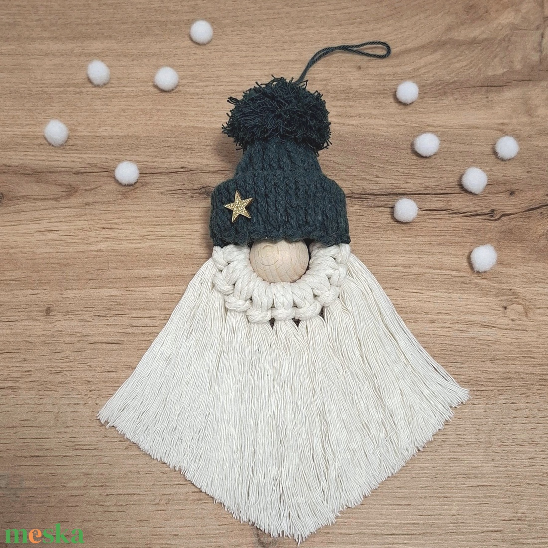 Makramé karácsonyi manó /szakállas/ - karácsony - karácsonyi lakásdekoráció - karácsonyi manók, figurák - Meska.hu