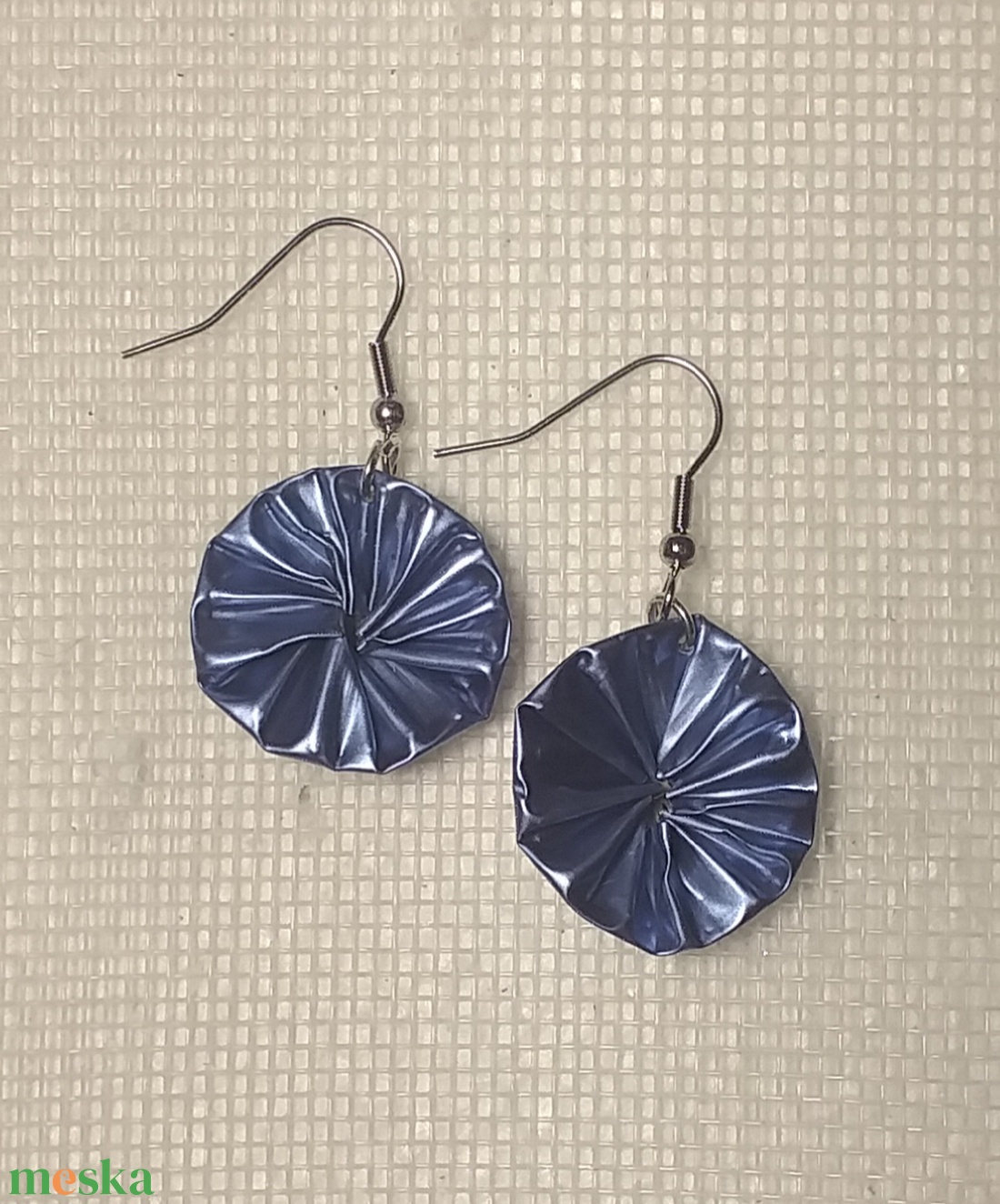 Nespresso kávékapszula fülbevaló kék kapszulából - ékszer - fülbevaló - lógó fülbevaló - Meska.hu