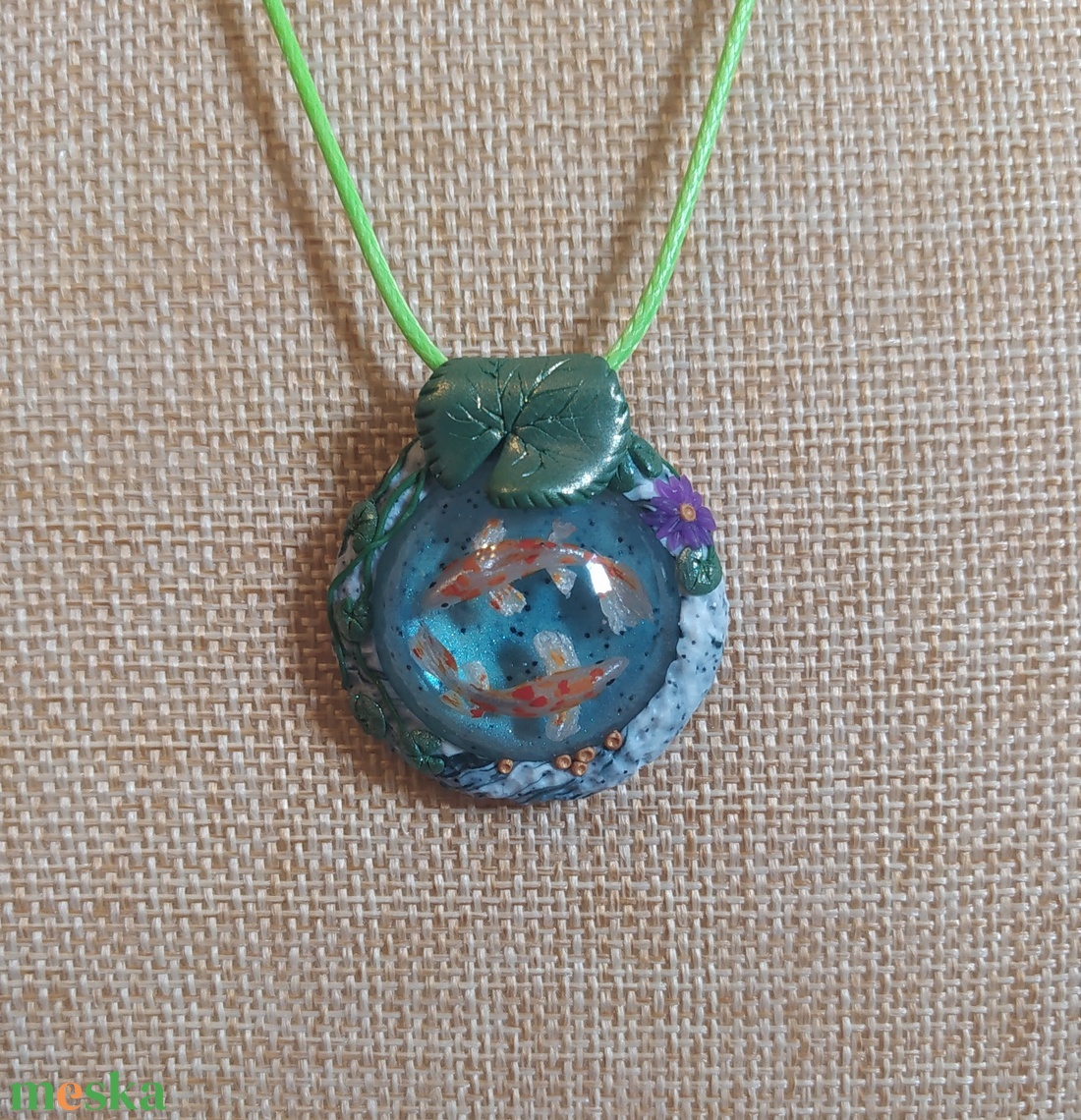 Koi medál, Aranyhal tavacska, Vízcsepp medál, Miniatűr koi ponty, Egyedi figurás ékszer - ékszer - nyaklánc - medálos nyaklánc - Meska.hu Koi medál, Aranyhal tavacska, Vízcsepp medál, Miniatűr koi ponty, Egyedi figurás ékszer - ékszer - nyaklánc - medálos nyaklánc - Meska.hu