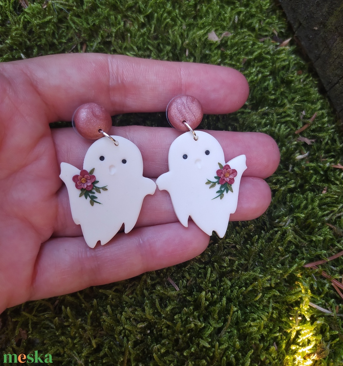 Szellem fülbevaló, Halloween fülbevaló, Lógós fülbevaló, sötétben világít, foszforeszkál - ékszer - fülbevaló - lógó fülbevaló - Meska.hu