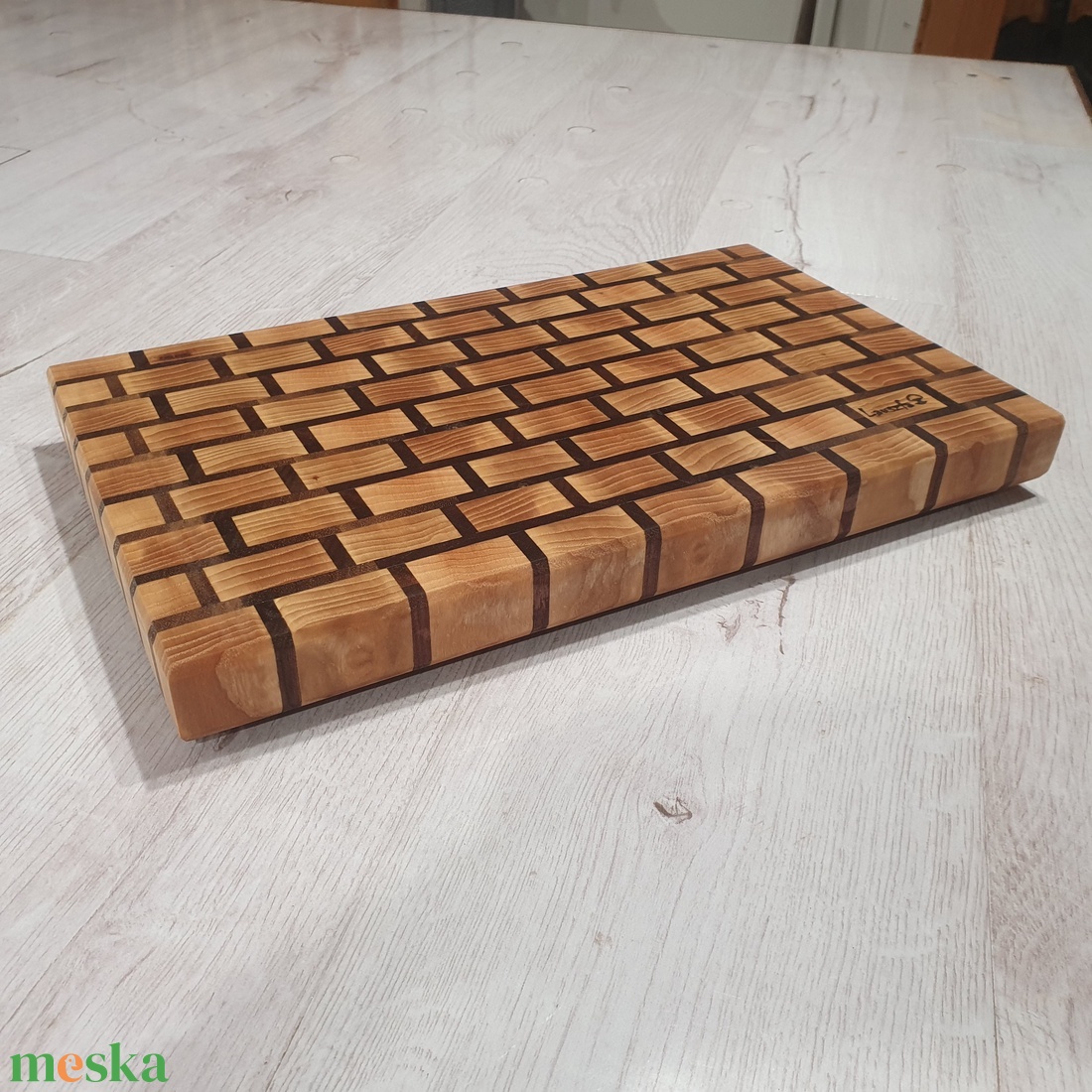 Téglamintás bütüs vágódeszka - otthon & életmód - konyhafelszerelés, tálalás - sütés, főzés - vágódeszka - Meska.hu