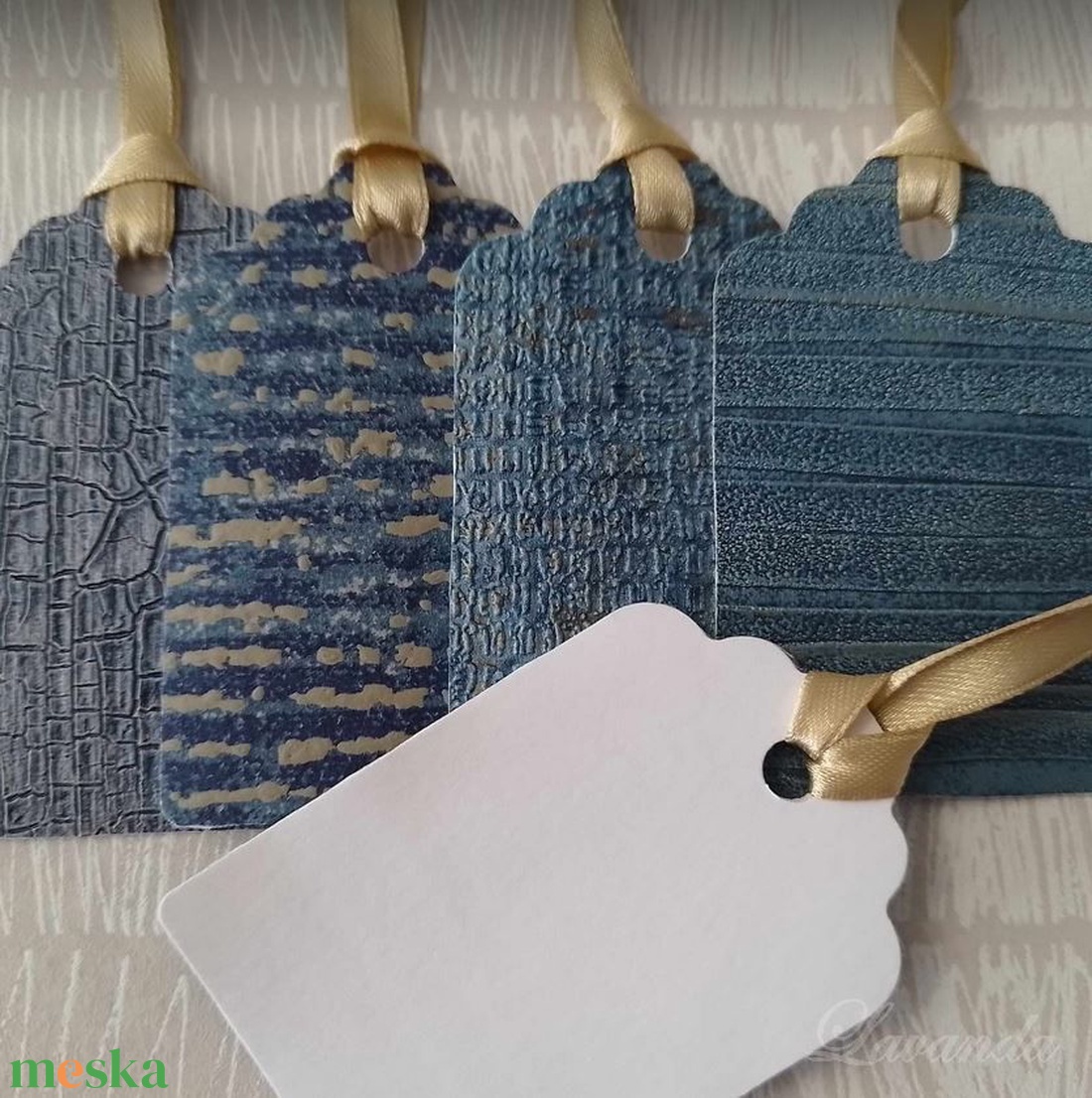 Ajándékkísérő kék-türkíz-arany - otthon & életmód - papír, írószer - ajándékozás kellékei - ajándékkísérő - Meska.hu