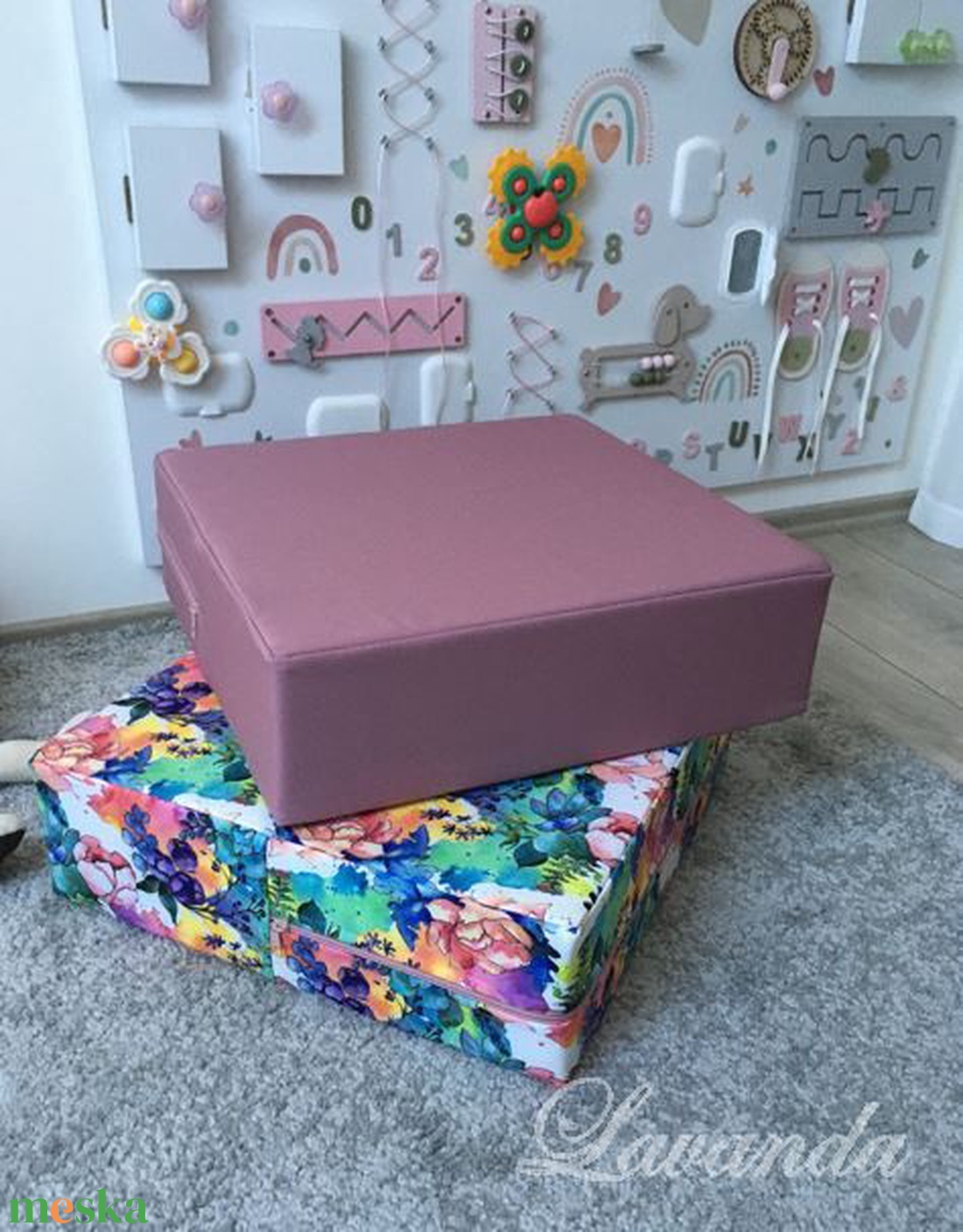 Padlópárna, ülésmagasító párna, vízlepergető huzattal  - otthon & életmód - lakástextil - székpárna, huzat - Meska.hu