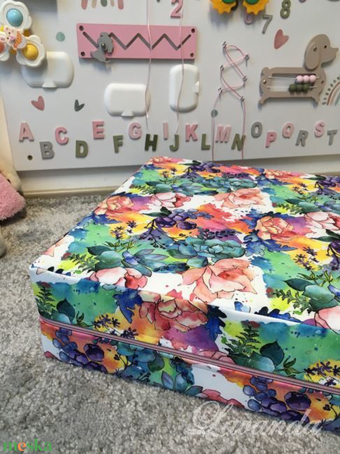 Padlópárna, ülésmagasító párna, vízlepergető huzattal  - otthon & életmód - lakástextil - székpárna, huzat - Meska.hu