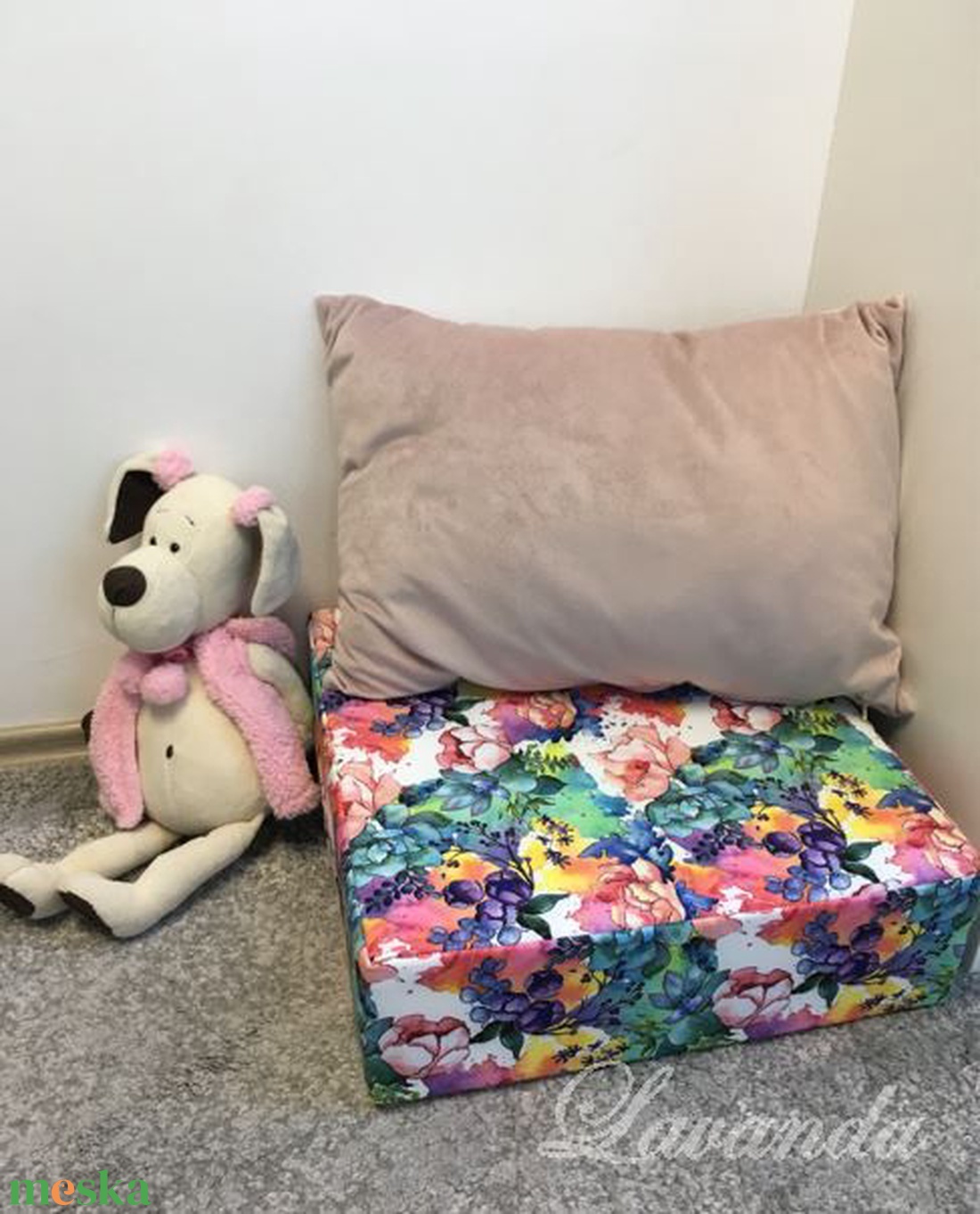 Padlópárna, ülésmagasító párna, vízlepergető huzattal  - otthon & életmód - lakástextil - székpárna, huzat - Meska.hu