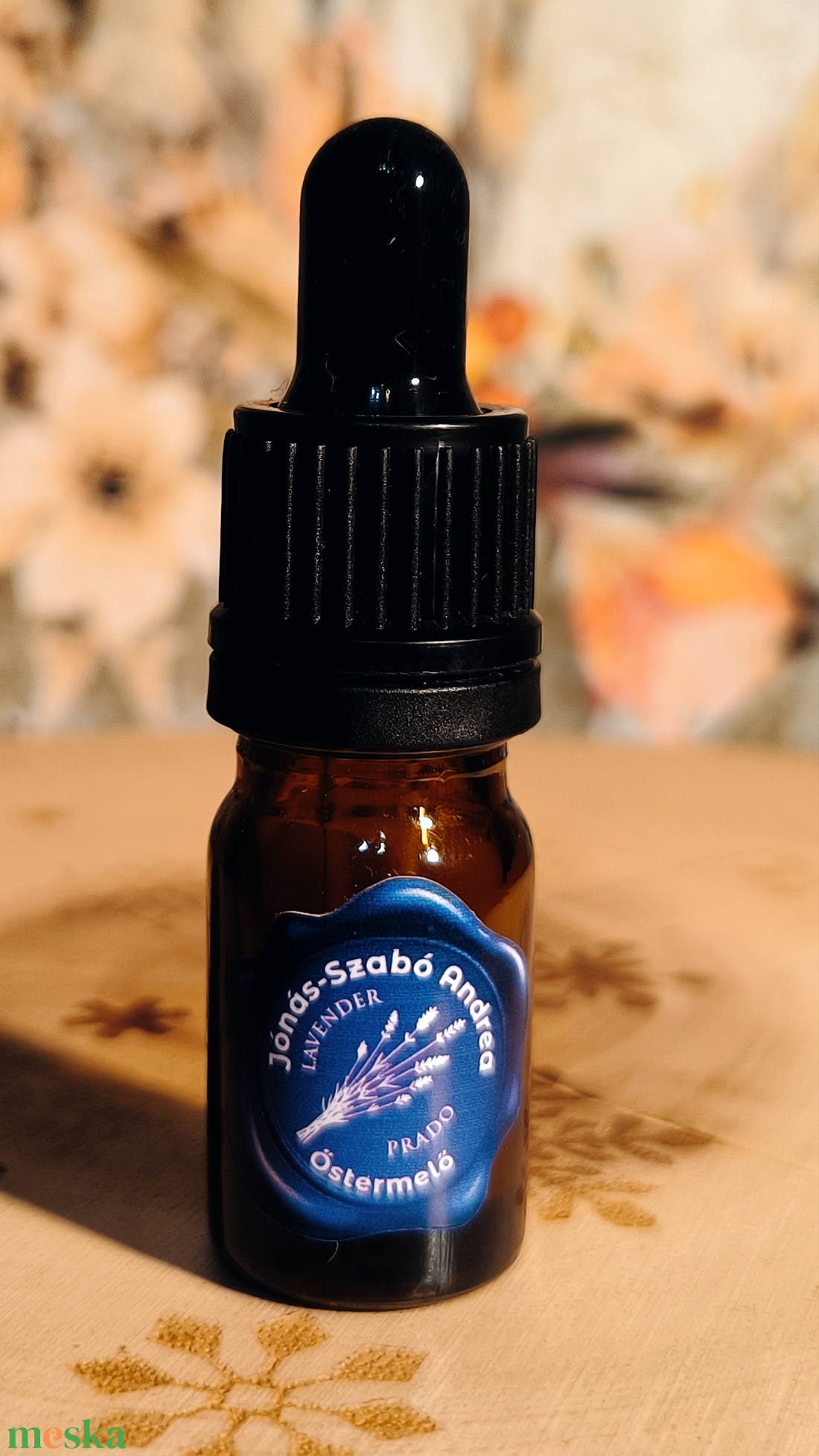 Orvosi levendula illóolaj, 100 % tisztaságú, 5 ml - szépségápolás - dezodor & parfüm - Meska.hu