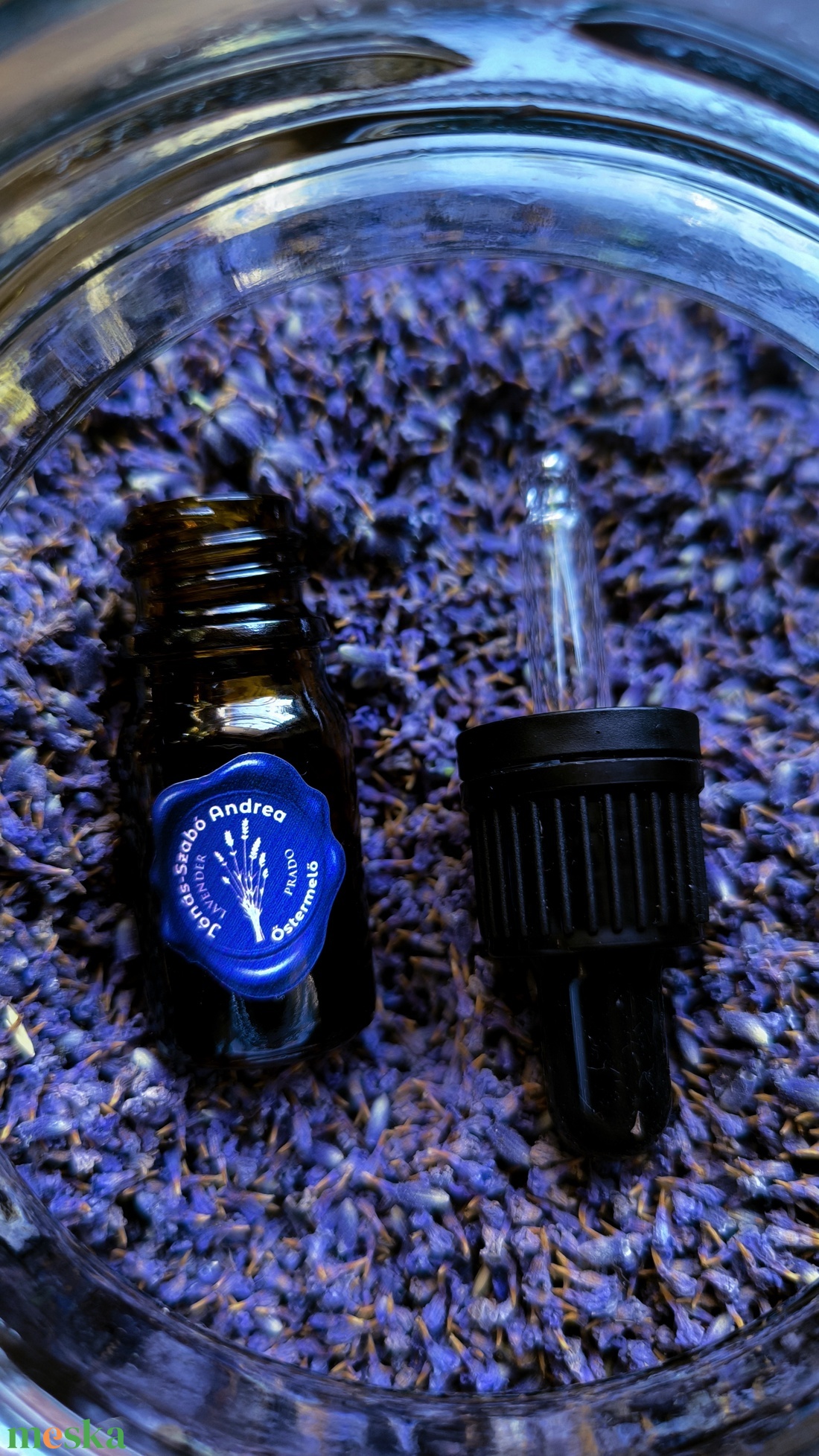 Orvosi levendula illóolaj, 100 % tisztaságú, 5 ml - szépségápolás - dezodor & parfüm - Meska.hu
