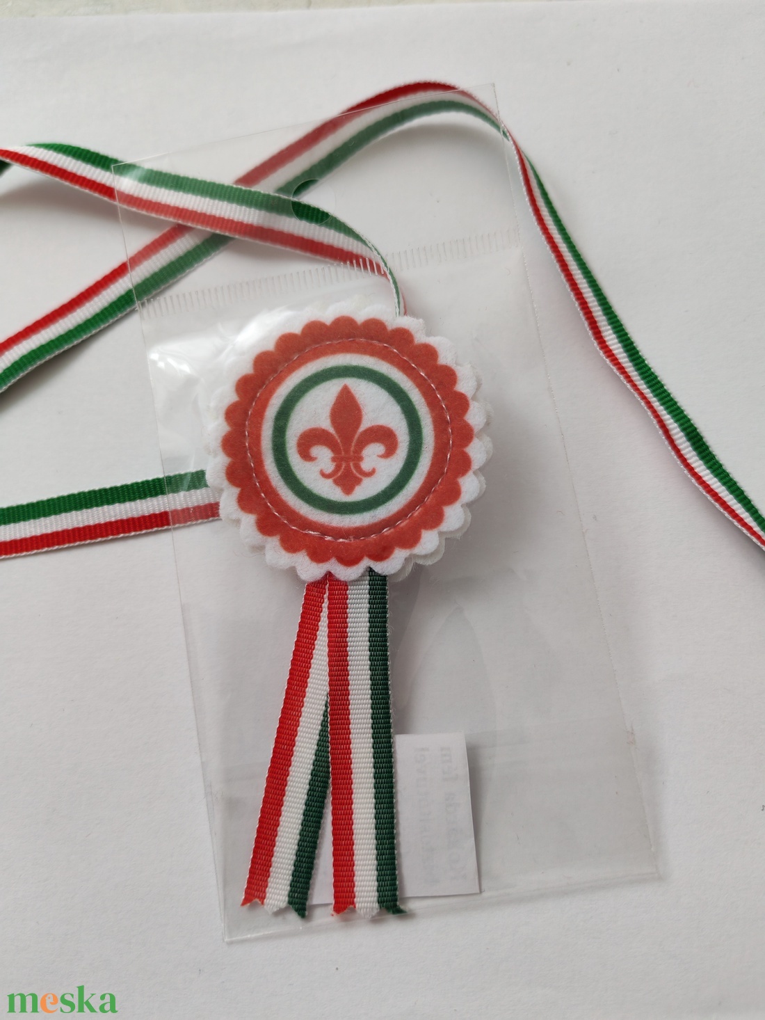 Filc kokárda - cserkészliliom - ékszer - kitűző és bross - Meska.hu