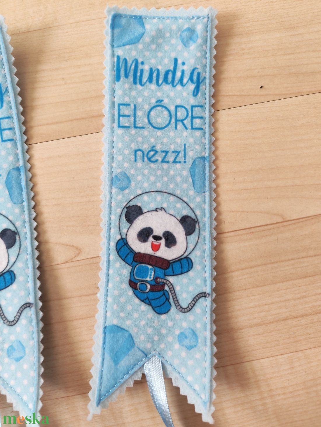 Filc könyvjelző - könyv & zene - könyvjelző - Meska.hu