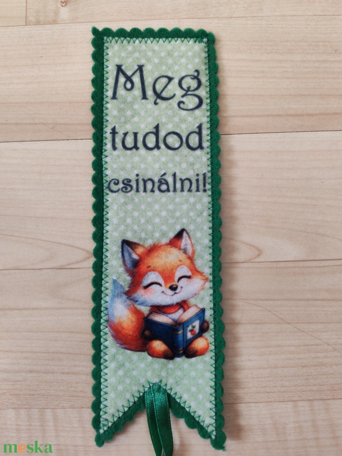 Filc könyvjelző - könyv & zene - könyvjelző - Meska.hu