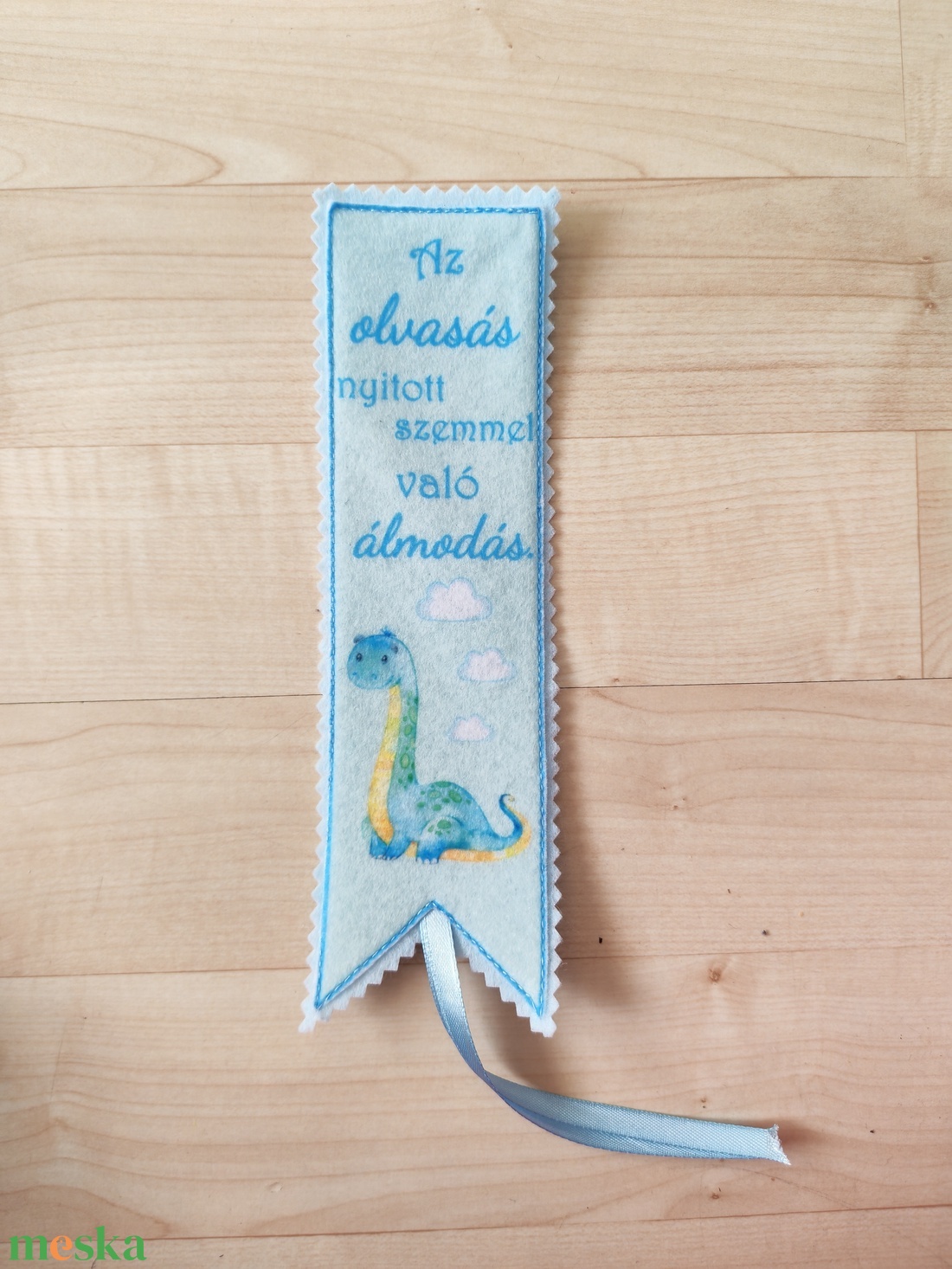 Filc könyvjelző - könyv & zene - könyvjelző - Meska.hu