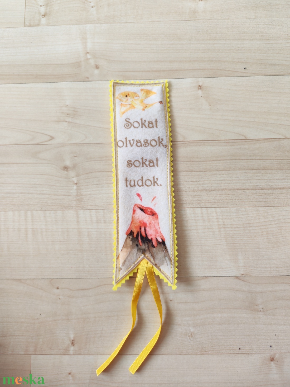 Filc könyvjelző - könyv & zene - könyvjelző - Meska.hu