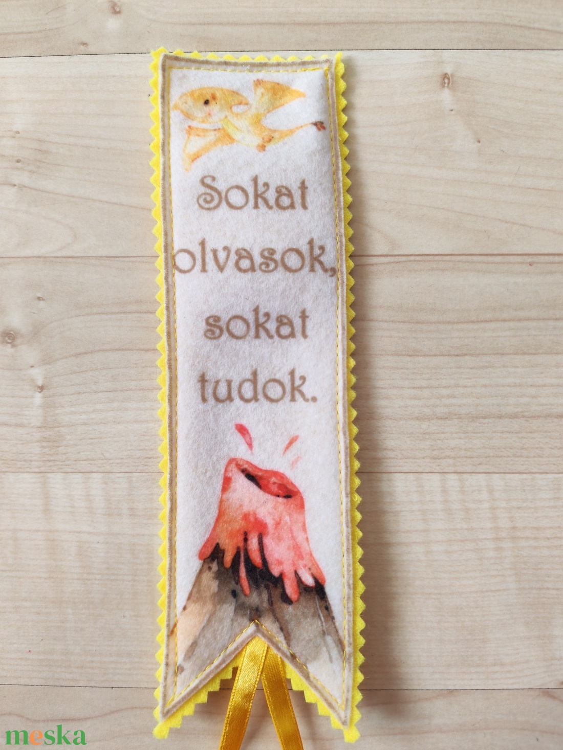 Filc könyvjelző - könyv & zene - könyvjelző - Meska.hu