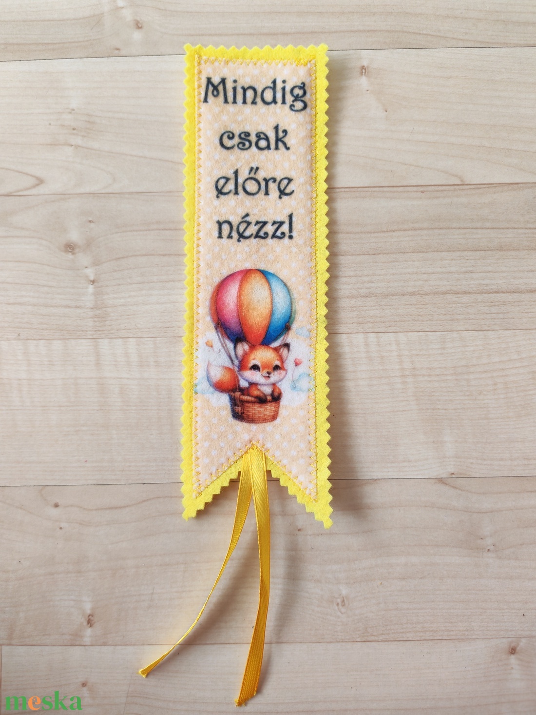 Filc könyvjelző - könyv & zene - könyvjelző - Meska.hu