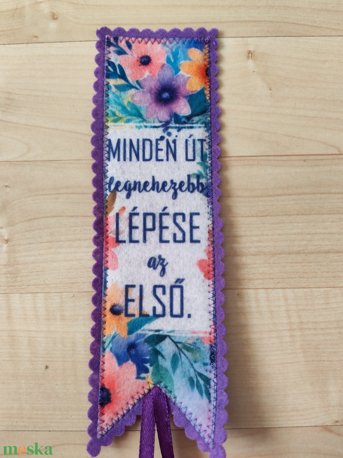 Filc könyvjelző - könyv & zene - könyvjelző - Meska.hu