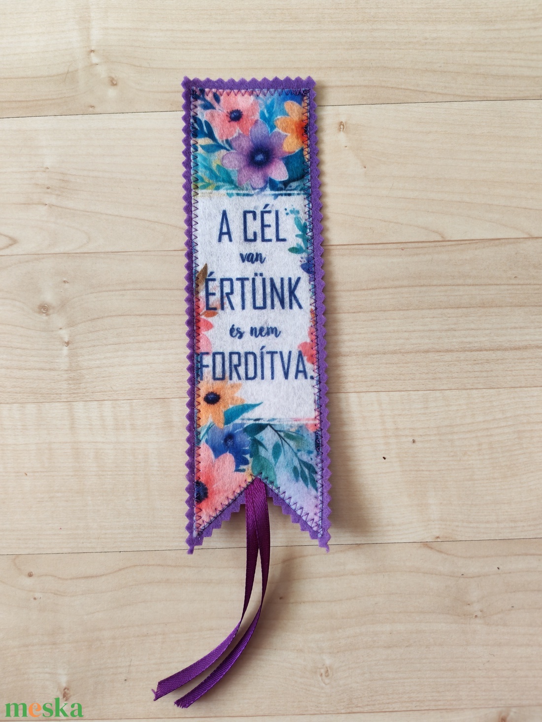 Filc könyvjelző - könyv & zene - könyvjelző - Meska.hu