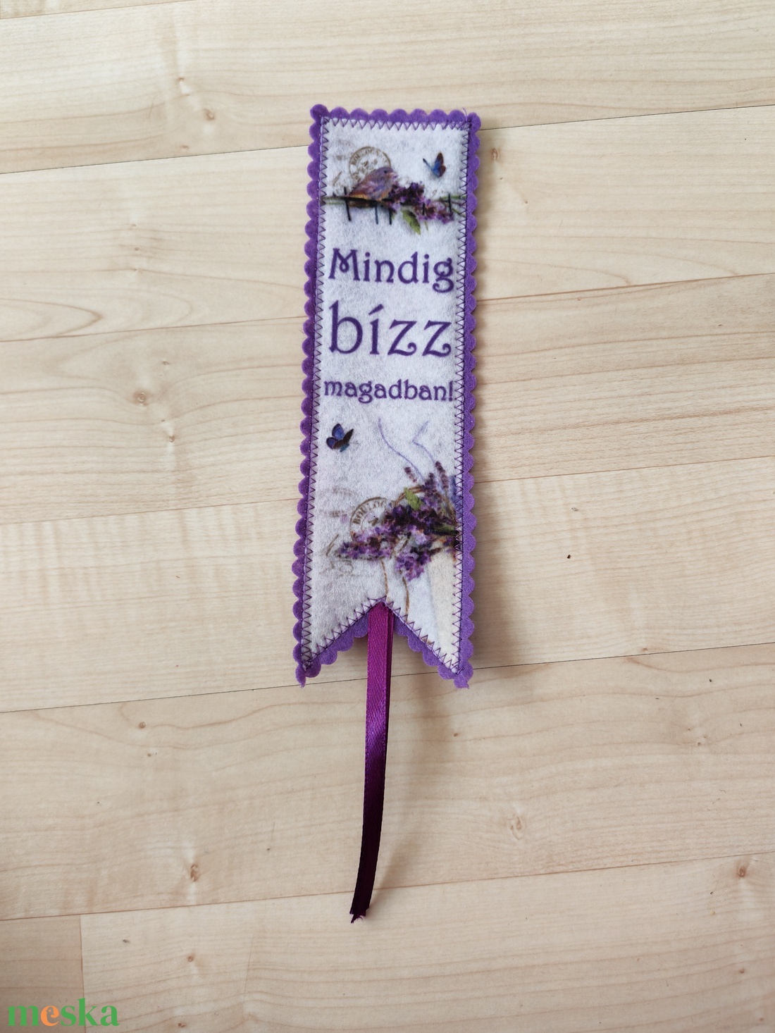 Filc könyvjelző - könyv & zene - könyvjelző - Meska.hu