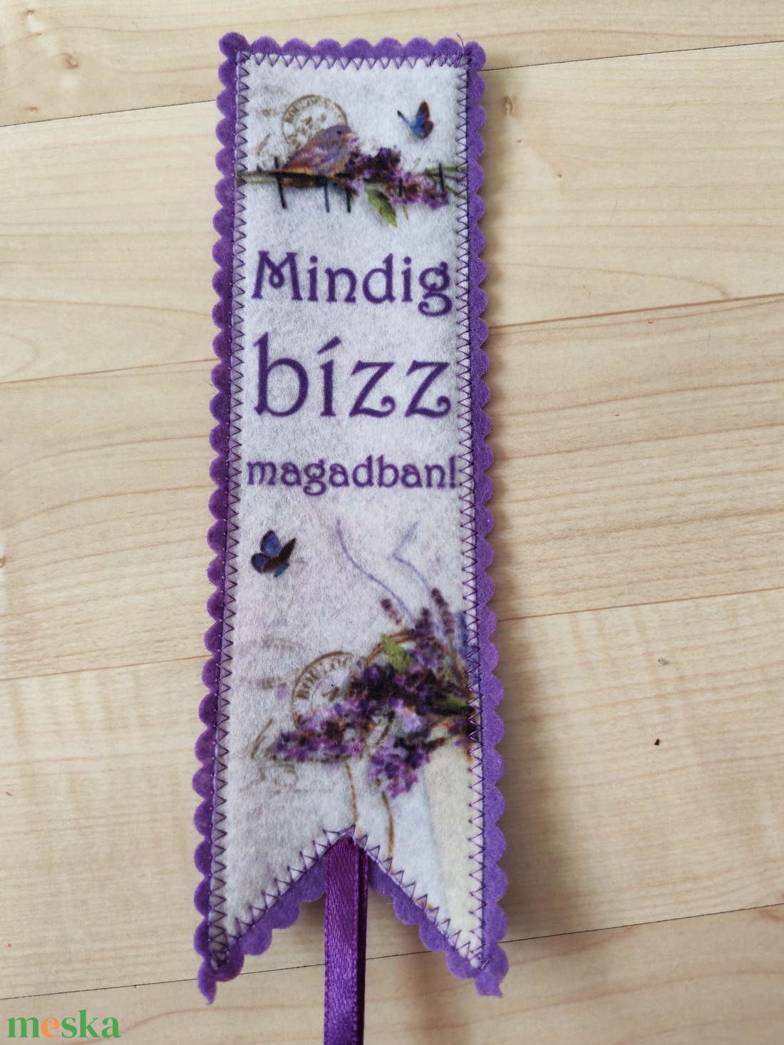 Filc könyvjelző - könyv & zene - könyvjelző - Meska.hu