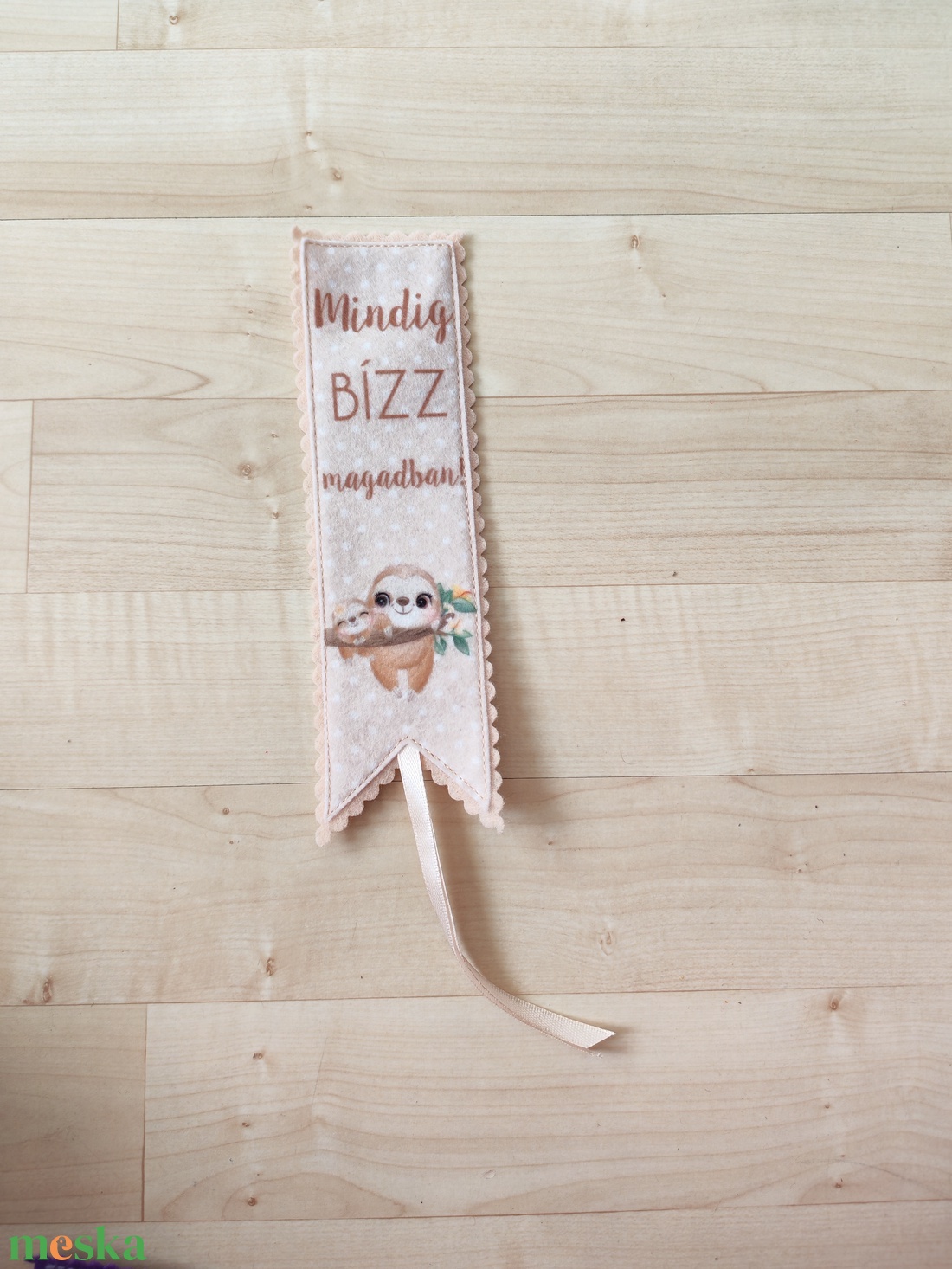 Filc könyvjelző - könyv & zene - könyvjelző - Meska.hu