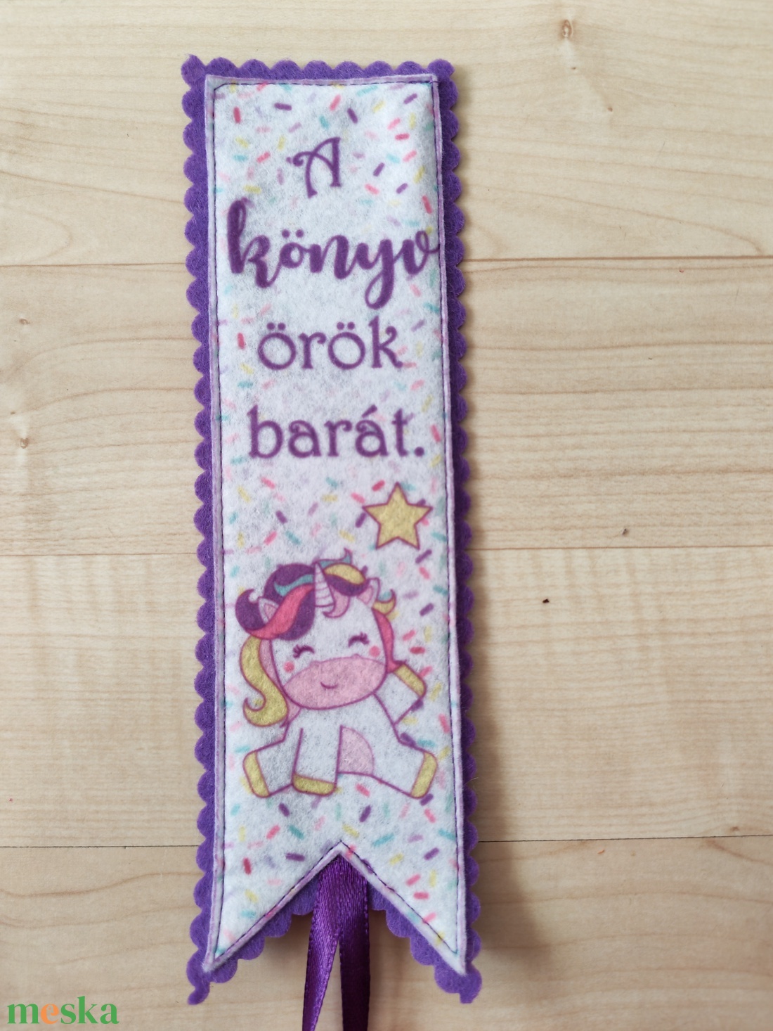 Filc könyvjelző - könyv & zene - könyvjelző - Meska.hu