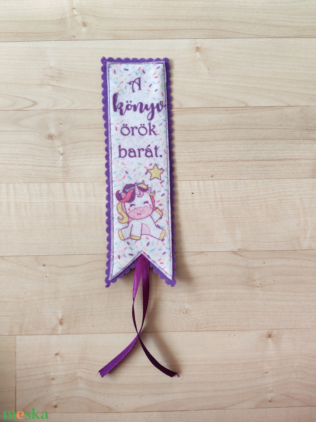 Filc könyvjelző - könyv & zene - könyvjelző - Meska.hu