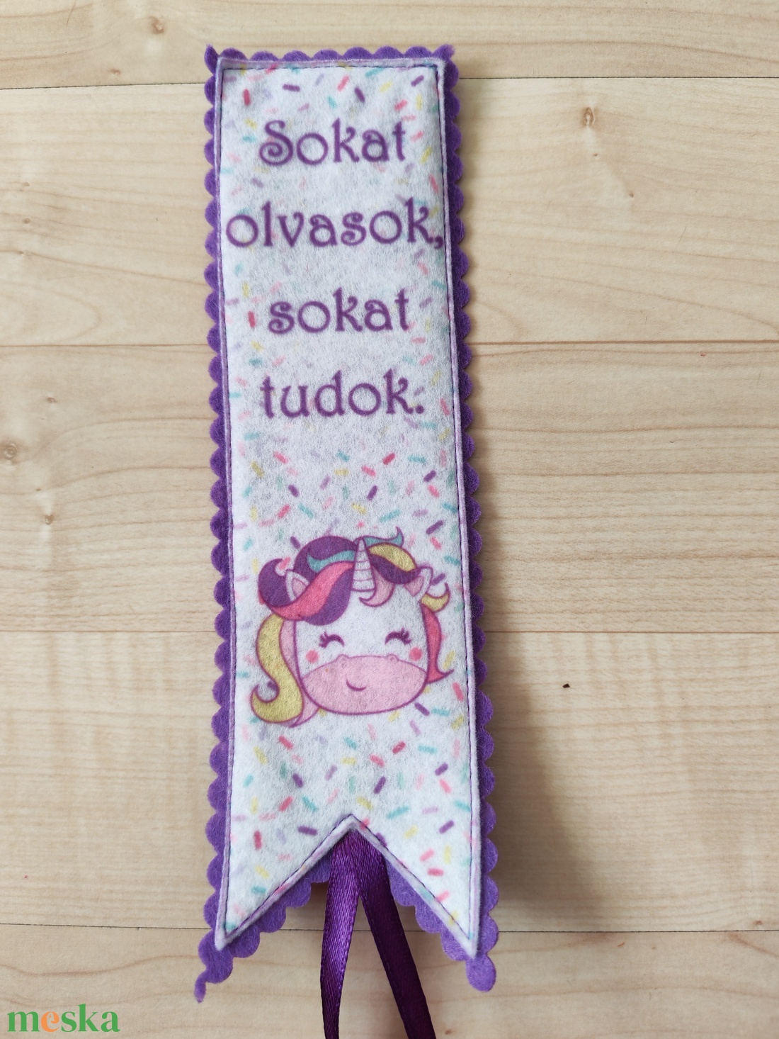 Filc könyvjelző - könyv & zene - könyvjelző - Meska.hu