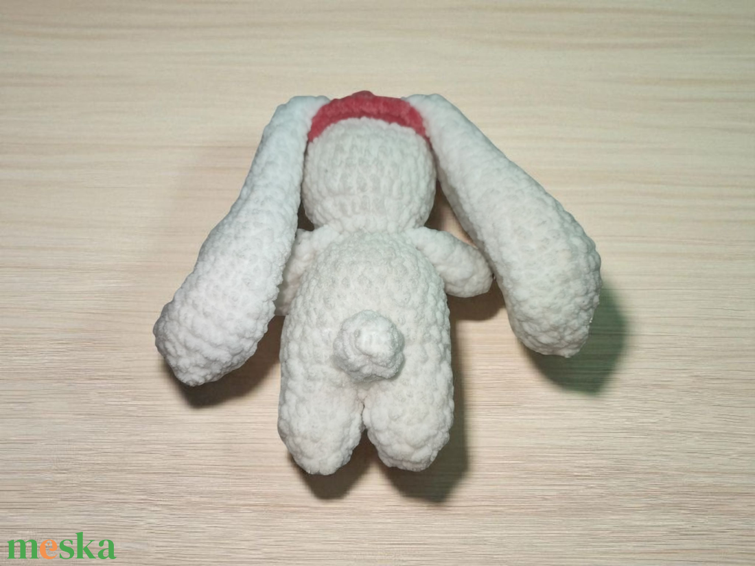 Horgolt plüss nyuszi - játék & sport - plüssállat & játékfigura - nyuszi - Meska.hu