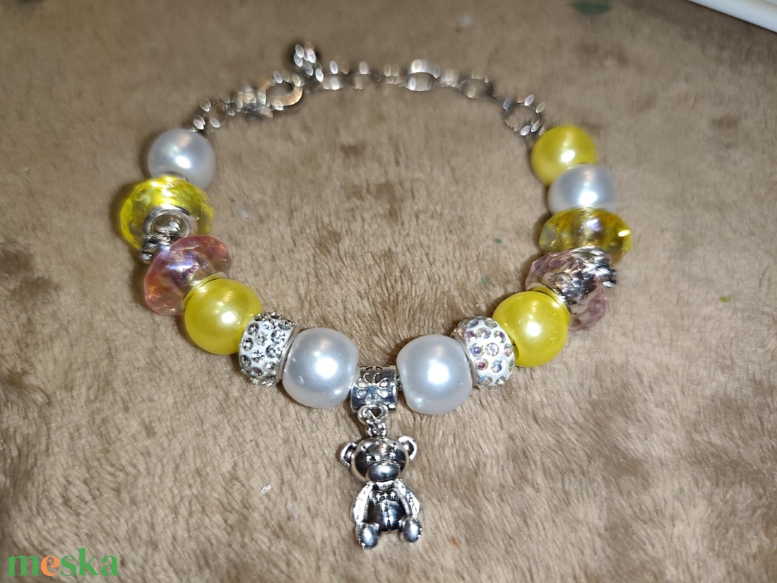 Layanna Gyermekvilág Karkötő - ékszer - karkötő - karkötő medállal - Meska.hu