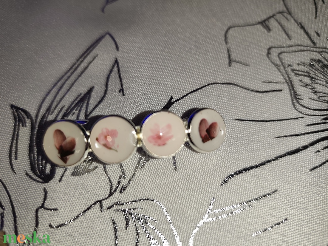 Virágos hajcsatt  - ruha & divat - hajdísz & hajcsat - hajcsat & hajtű - Meska.hu