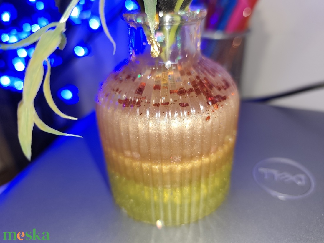 Epoxy vir�g v�za - otthon & életmód - dekoráció - virágdísz és tartó - virágbox, virágdoboz - Meska.hu