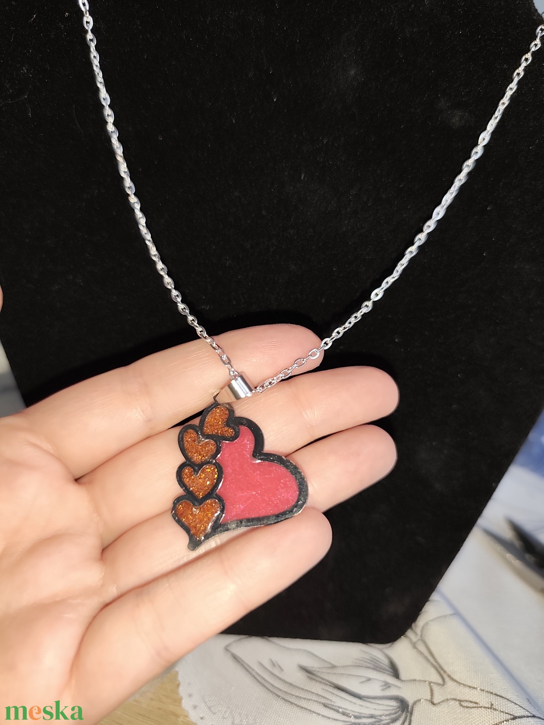 Szívecskés med�los nyakl�nc  - ékszer - nyaklánc - medálos nyaklánc - Meska.hu