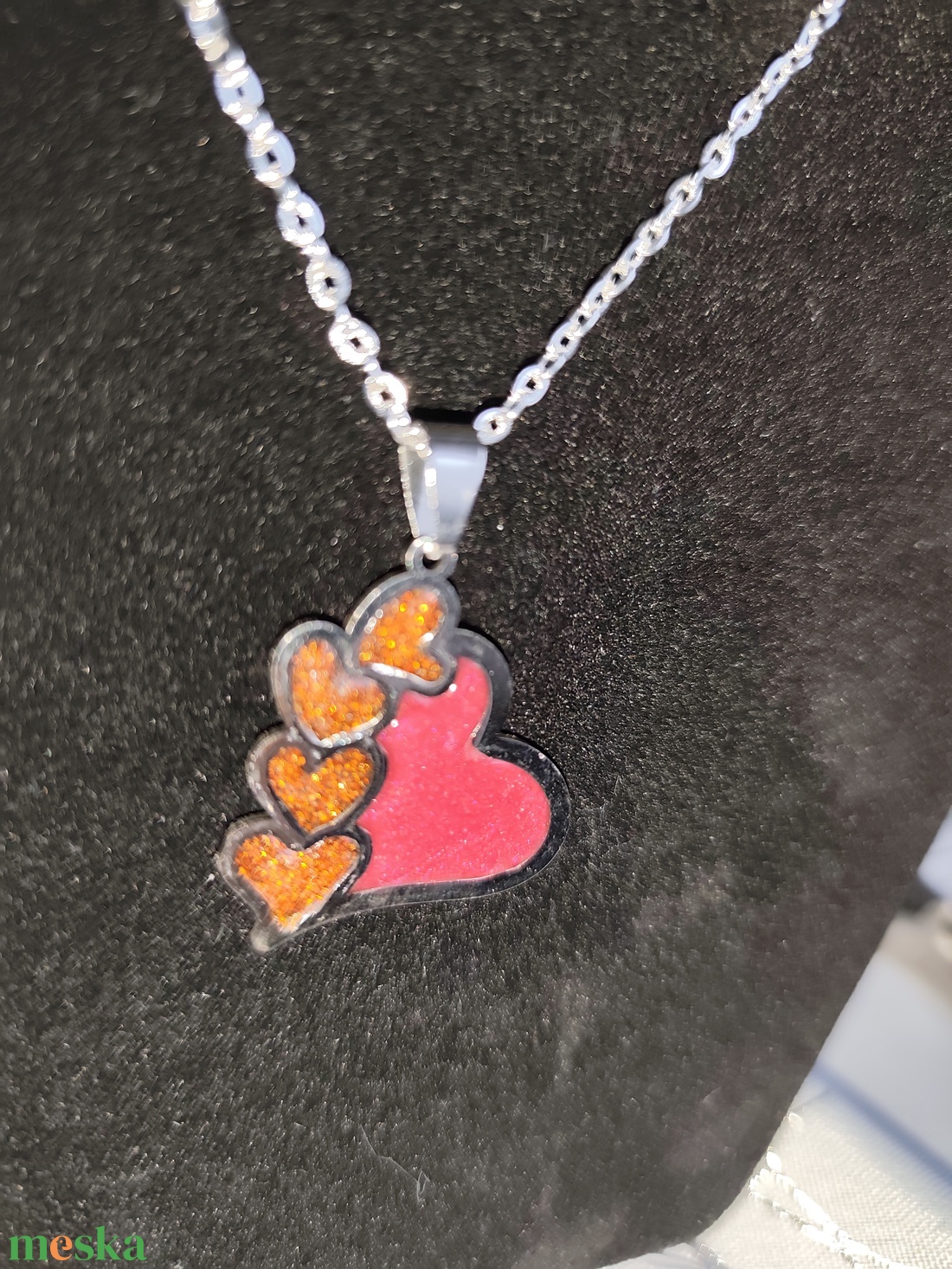 Szívecskés med�los nyakl�nc  - ékszer - nyaklánc - medálos nyaklánc - Meska.hu