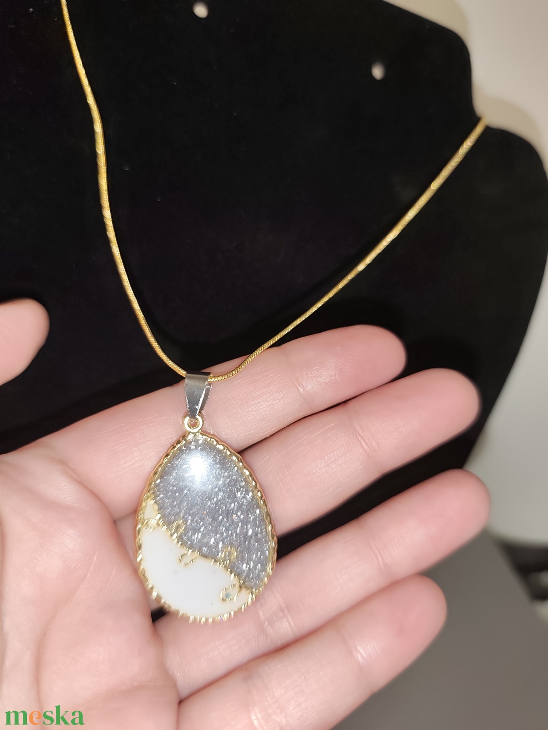 Tojás alakú nyaklánc  - ékszer - nyaklánc - medálos nyaklánc - Meska.hu