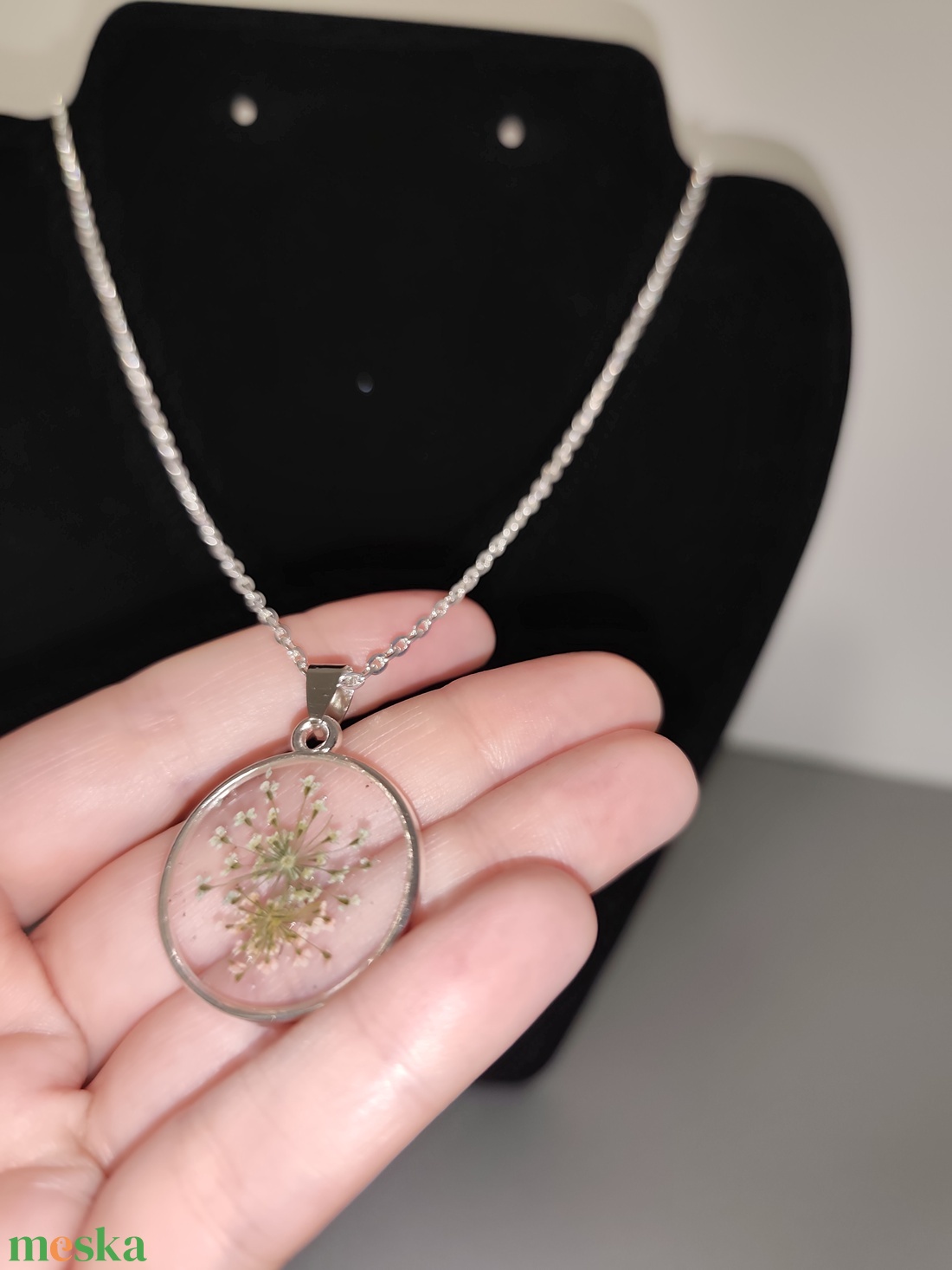 Sárga szárított virágos nyakl�nc  - ékszer - nyaklánc - medálos nyaklánc - Meska.hu