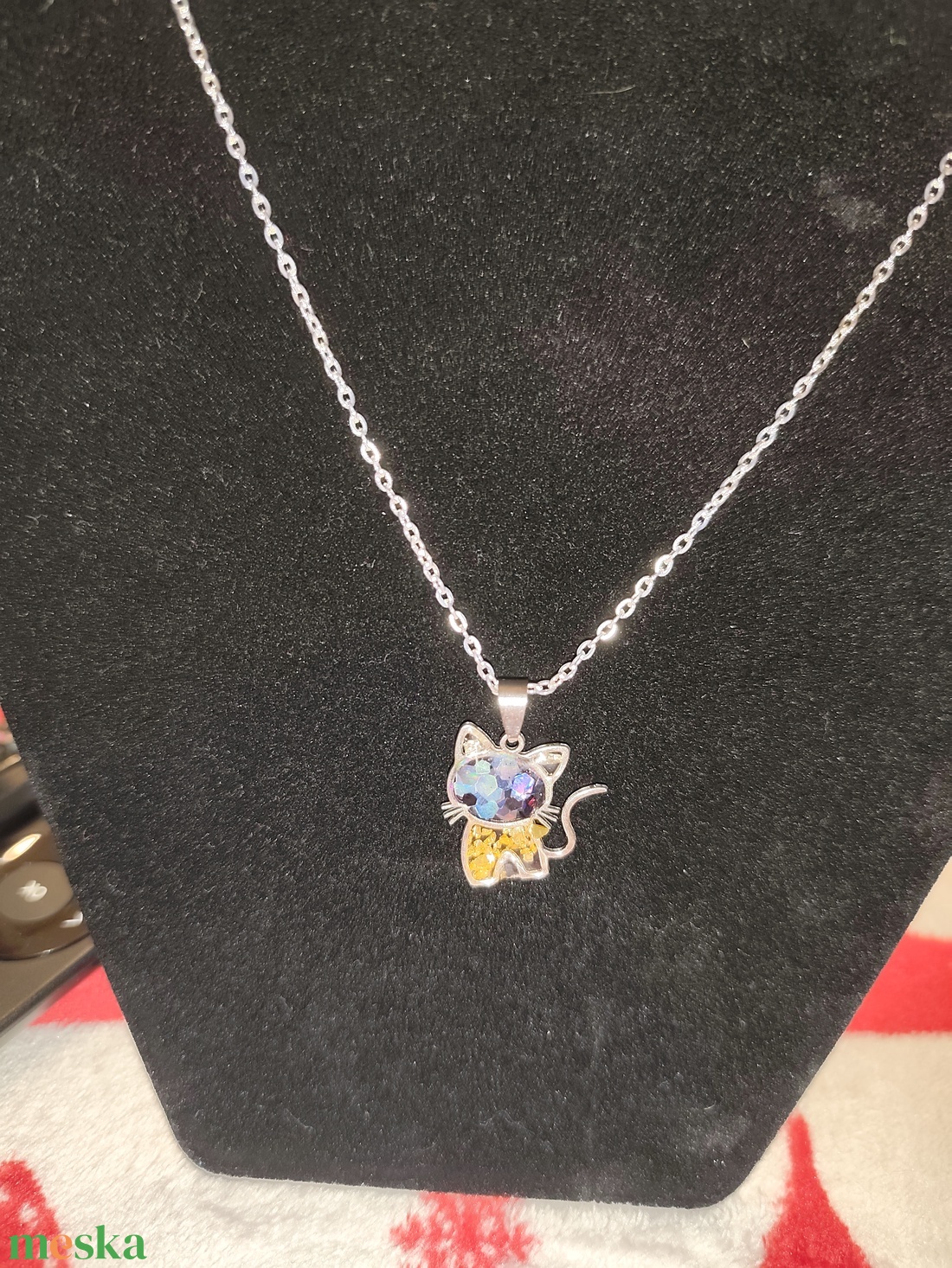 Cic�s nyakl�nc  - ékszer - nyaklánc - medálos nyaklánc - Meska.hu