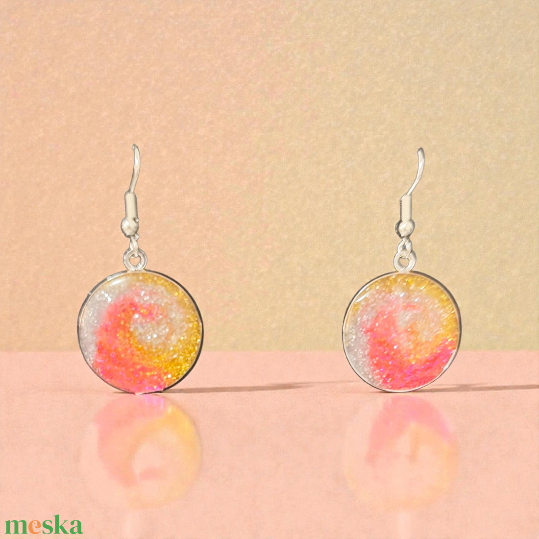 Több színű fülbevaló  - ékszer - fülbevaló - lógó fülbevaló - Meska.hu