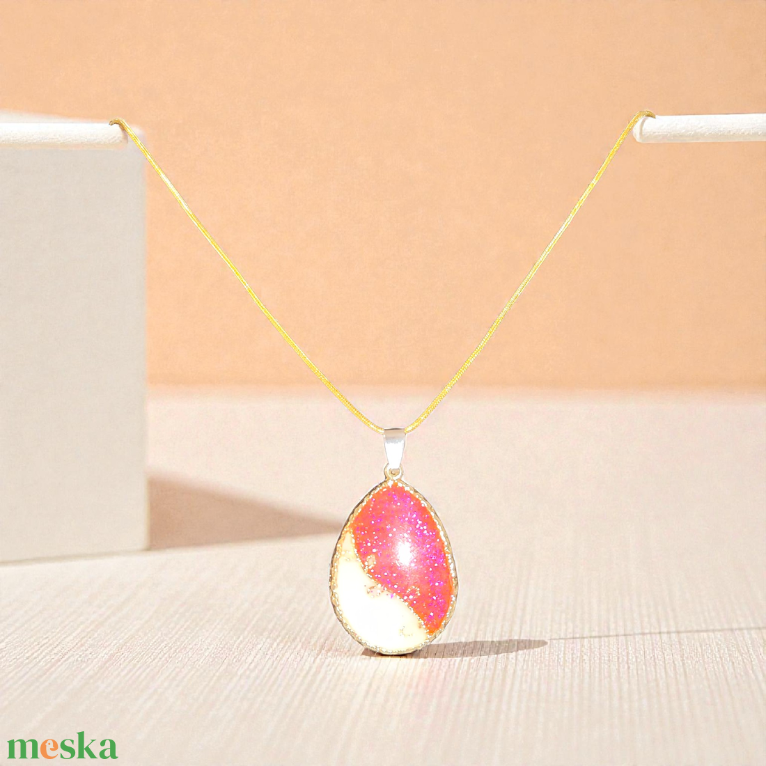 Tojás alakú nyaklánc  - ékszer - nyaklánc - medálos nyaklánc - Meska.hu