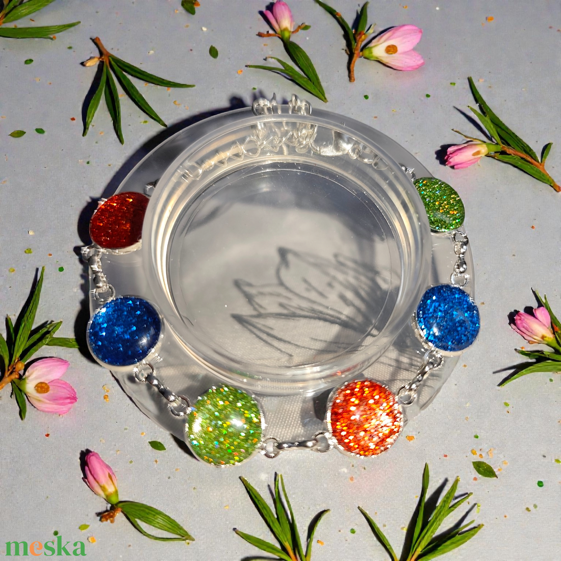 Színes karkötő  - ékszer - karkötő - lánc karkötő - Meska.hu