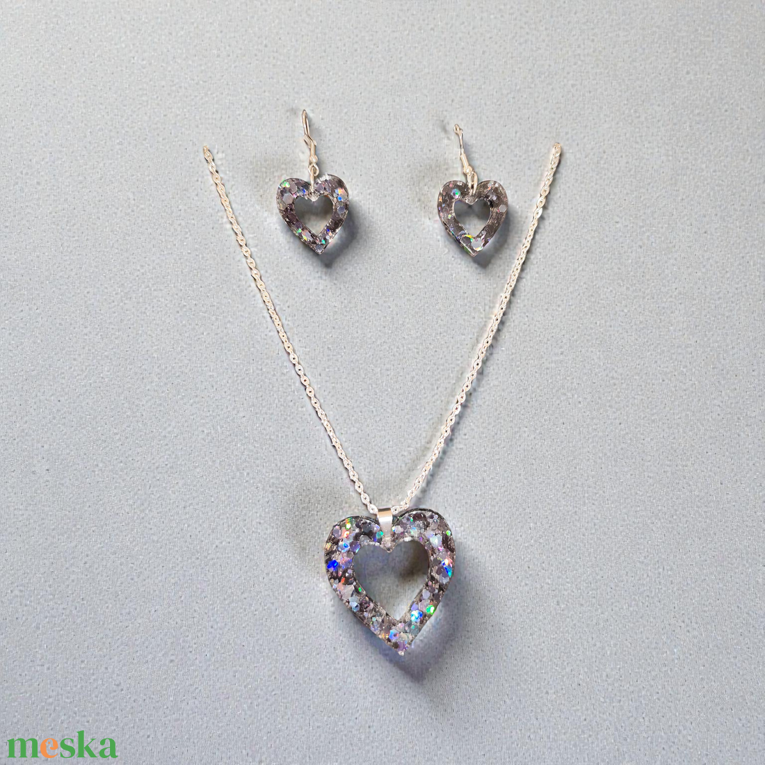 Fekete szivecskés ékszer szett  - ékszer - ékszerszett - Meska.hu