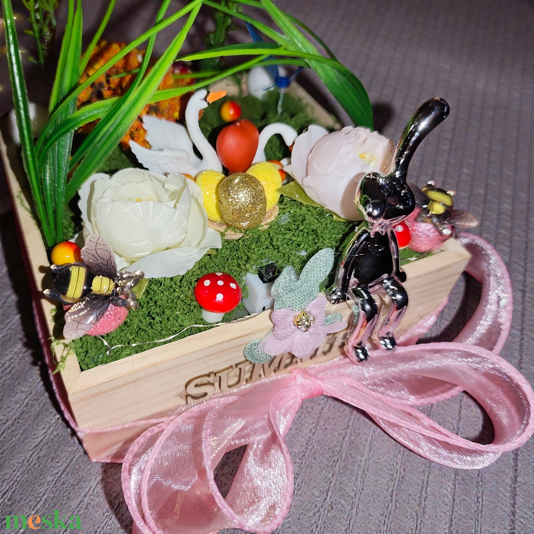 Húsvéti nyuszis hattyús box - ünnepi díszek, dekorációk - húsvéti díszek és dekorációk - húsvéti ajtódísz, kopogtató - Meska.hu