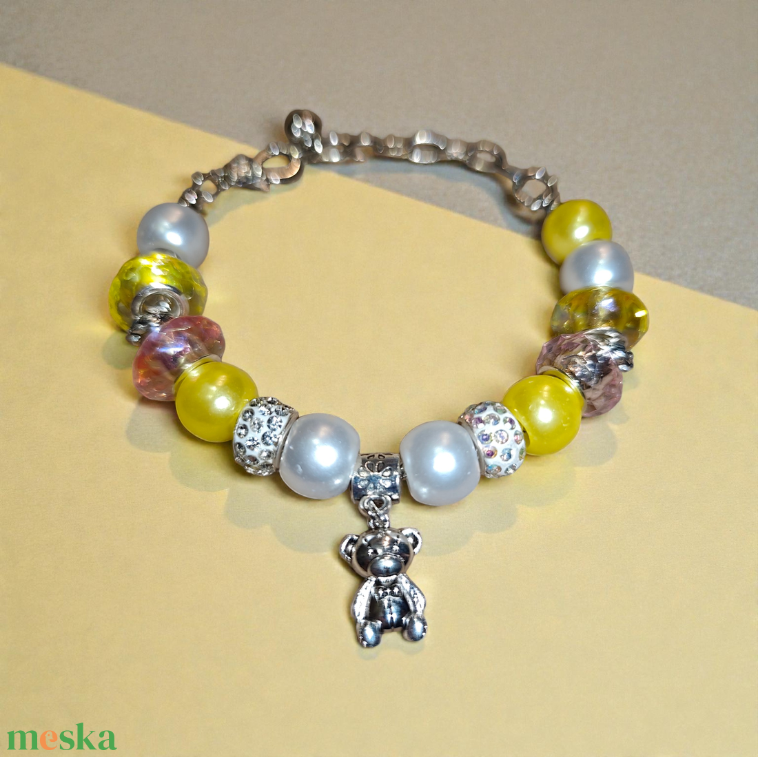 Layanna Gyermekvilág Karkötő - ékszer - karkötő - karkötő medállal - Meska.hu