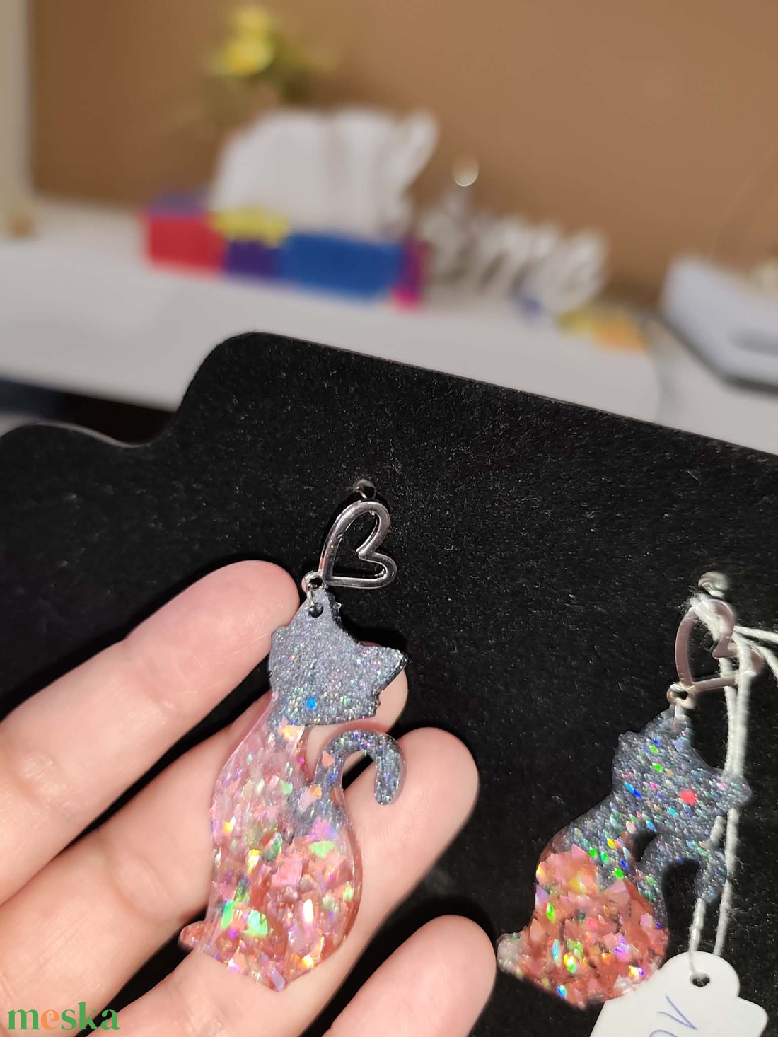 Szépséges cicás fülbevaló - ékszer - fülbevaló - lógó fülbevaló - Meska.hu